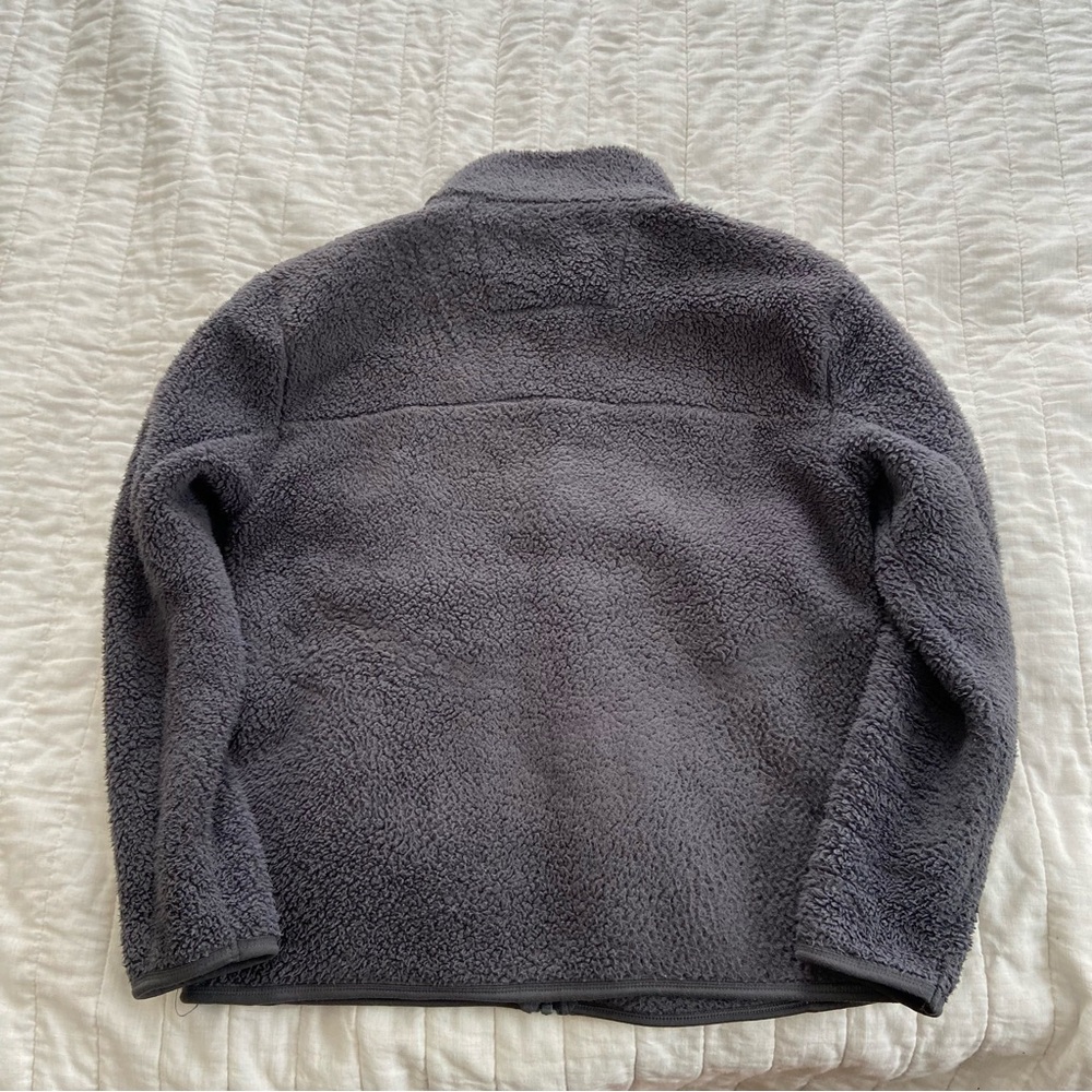 Girlfriend collective full zip fleece jacket in Moon - Picture 3 of 8